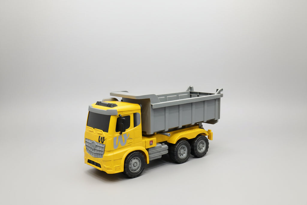 Jdp01.  Heavy Duty Construction Dump Truck Toy