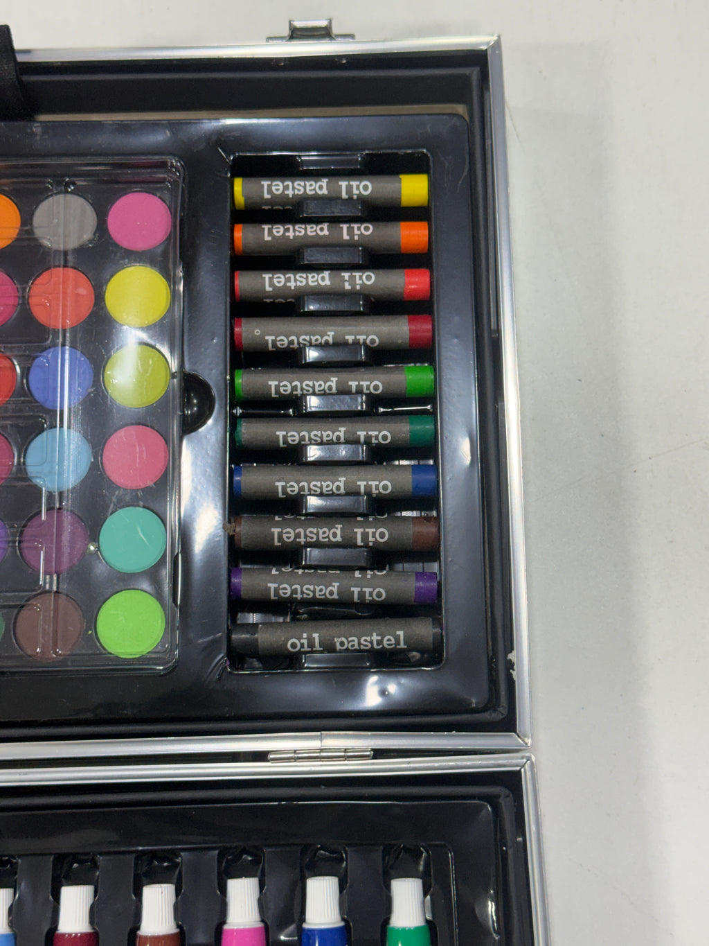 Creative Art Kit – Portable Drawing &amp; Painting Set