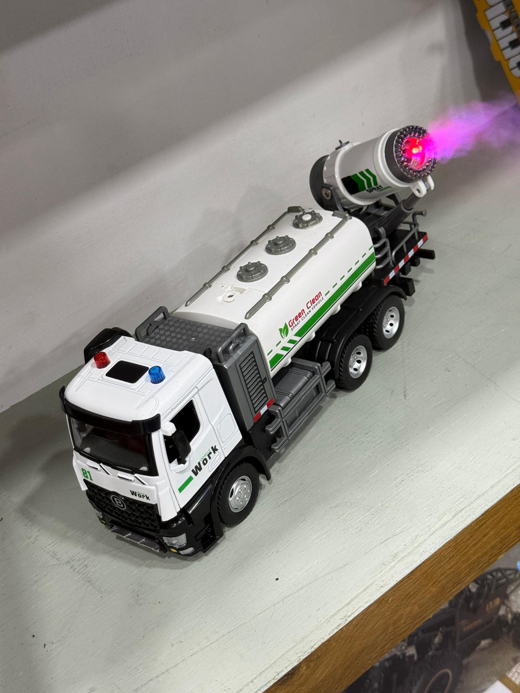 METAL TRUCK