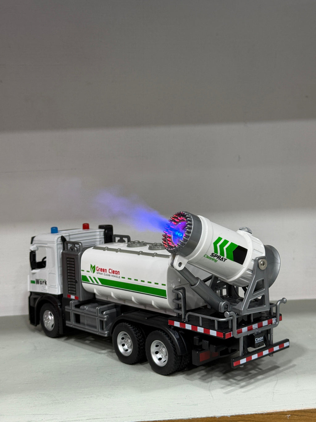 METAL TRUCK