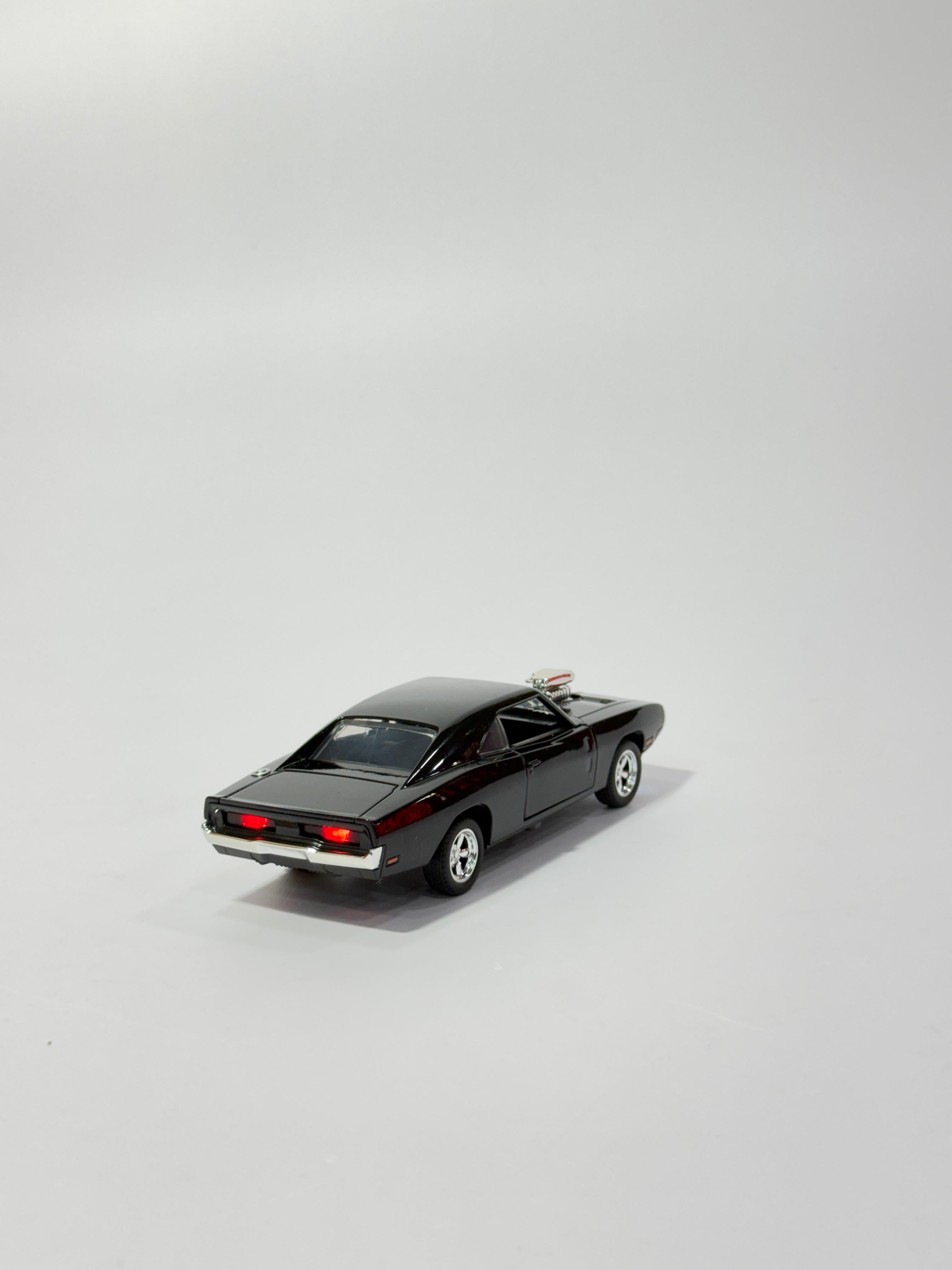 Dodge Muscle Car Die-Cast Model (1:32 Scale)