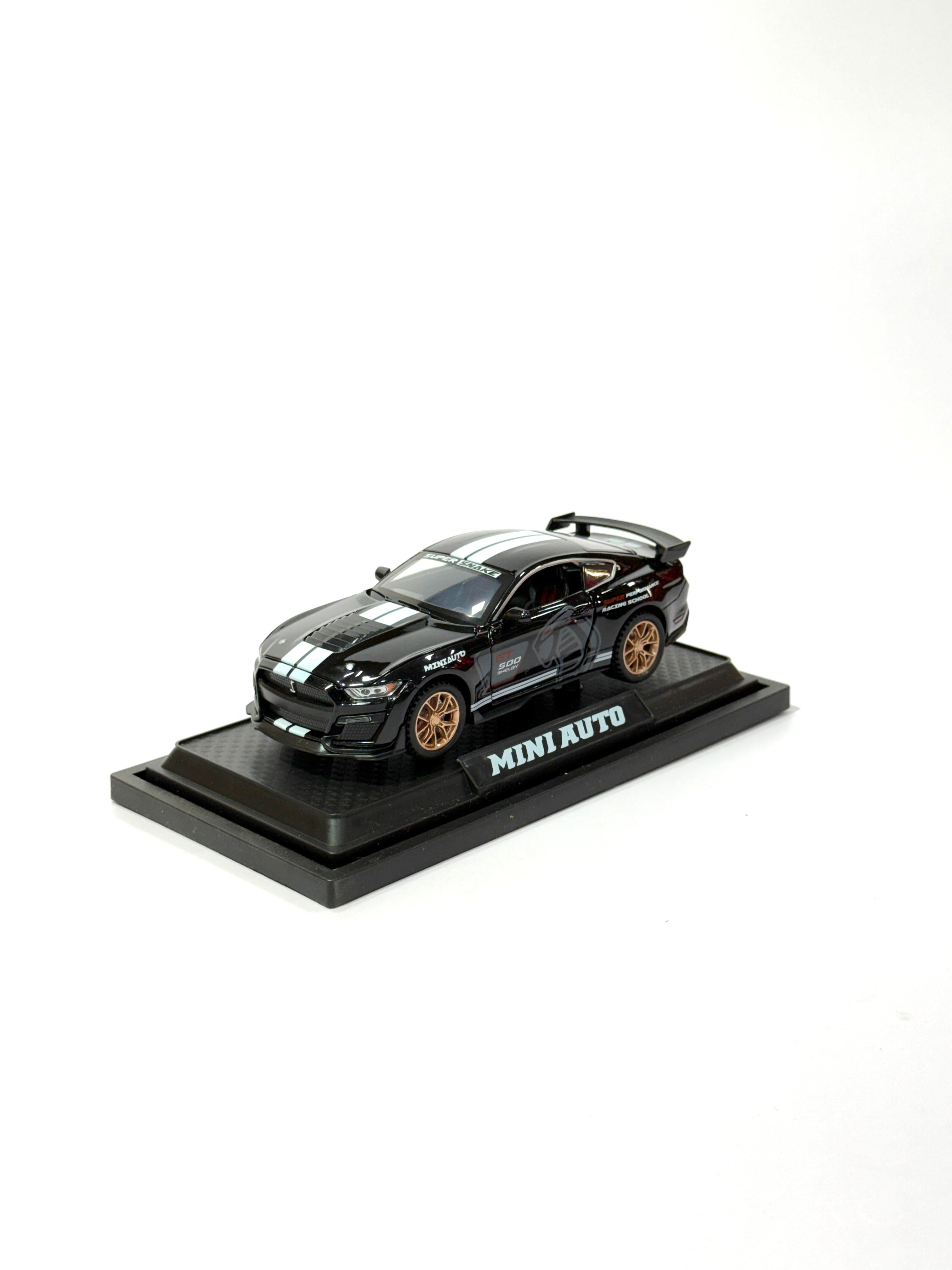 Ford Mustang Shelby GT500 Die-Cast (1:32 Scale)