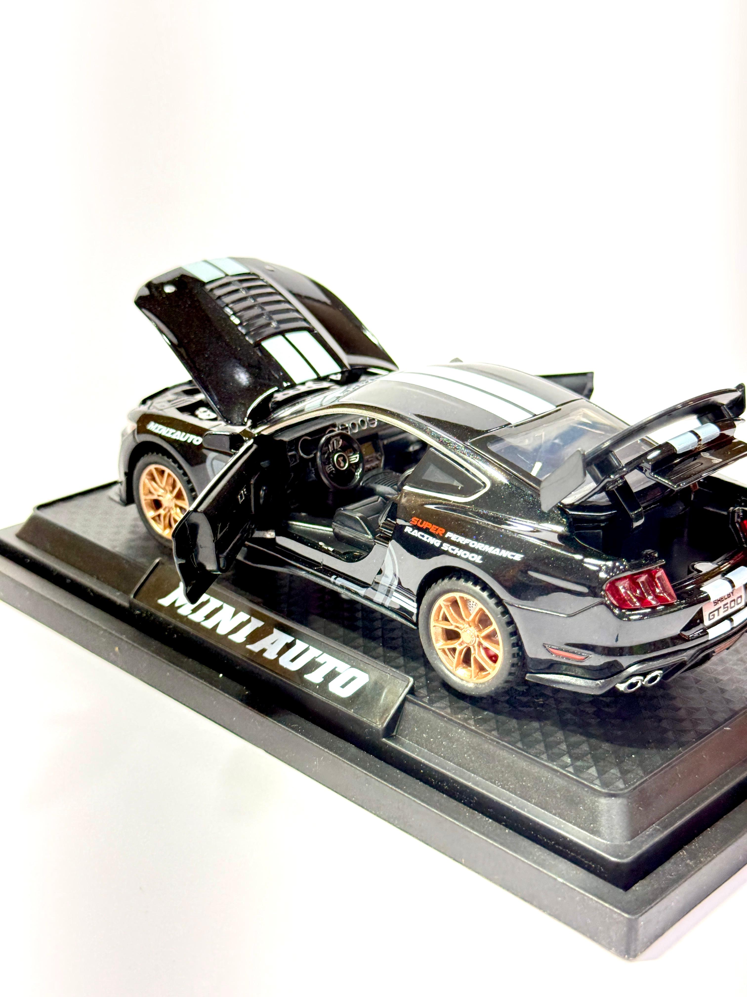 Ford Mustang Shelby GT500 Die-Cast (1:32 Scale)