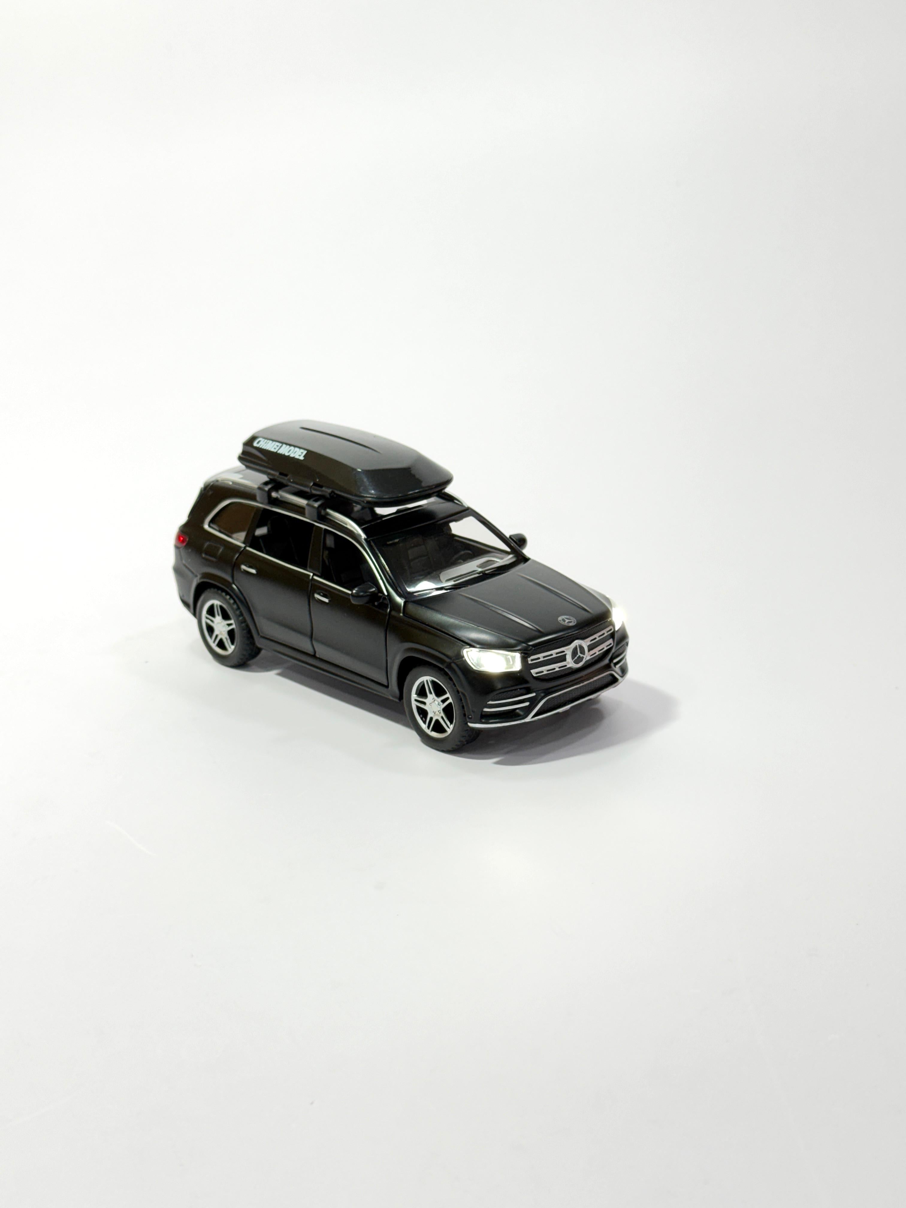 Mercedes Luxury SUV Die-Cast (1:32 Scale )