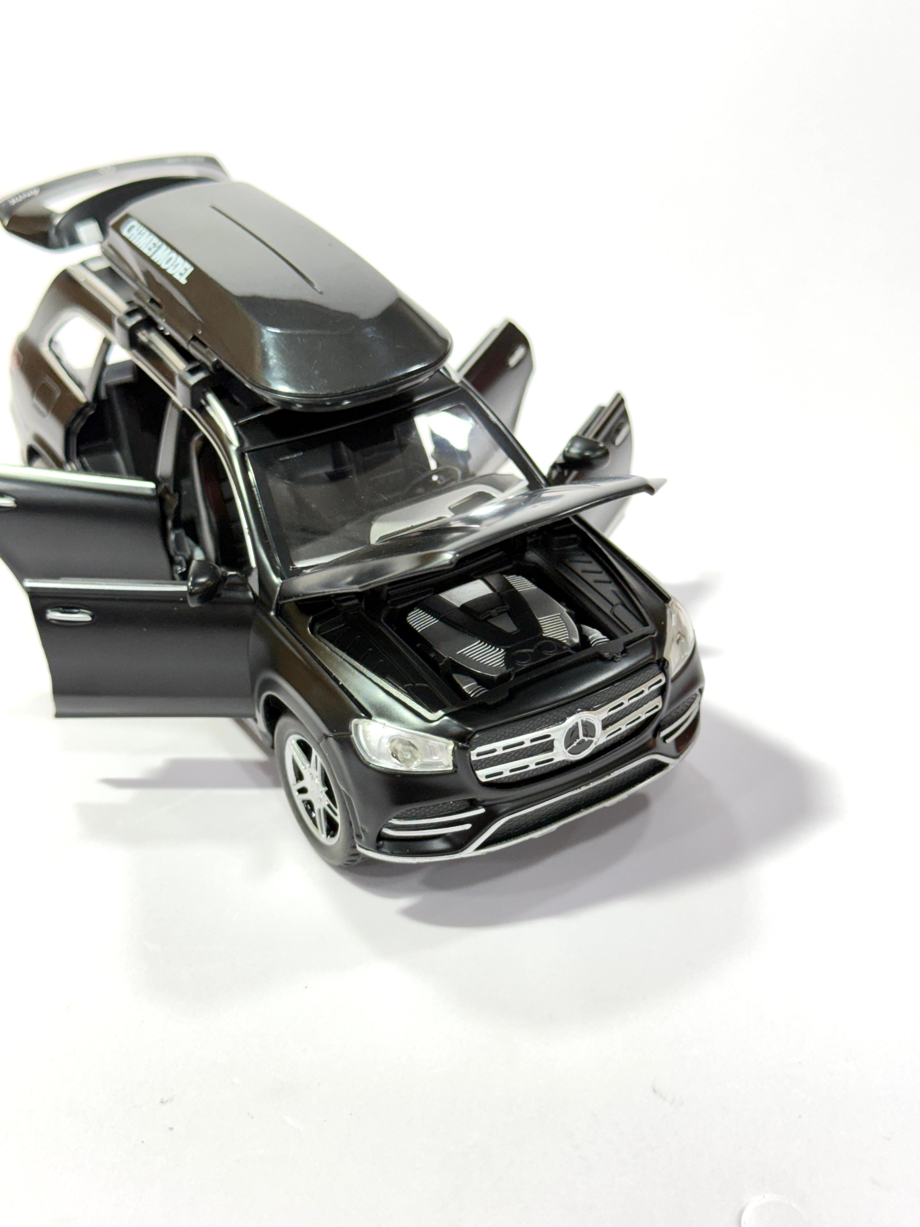 Mercedes Luxury SUV Die-Cast (1:32 Scale )