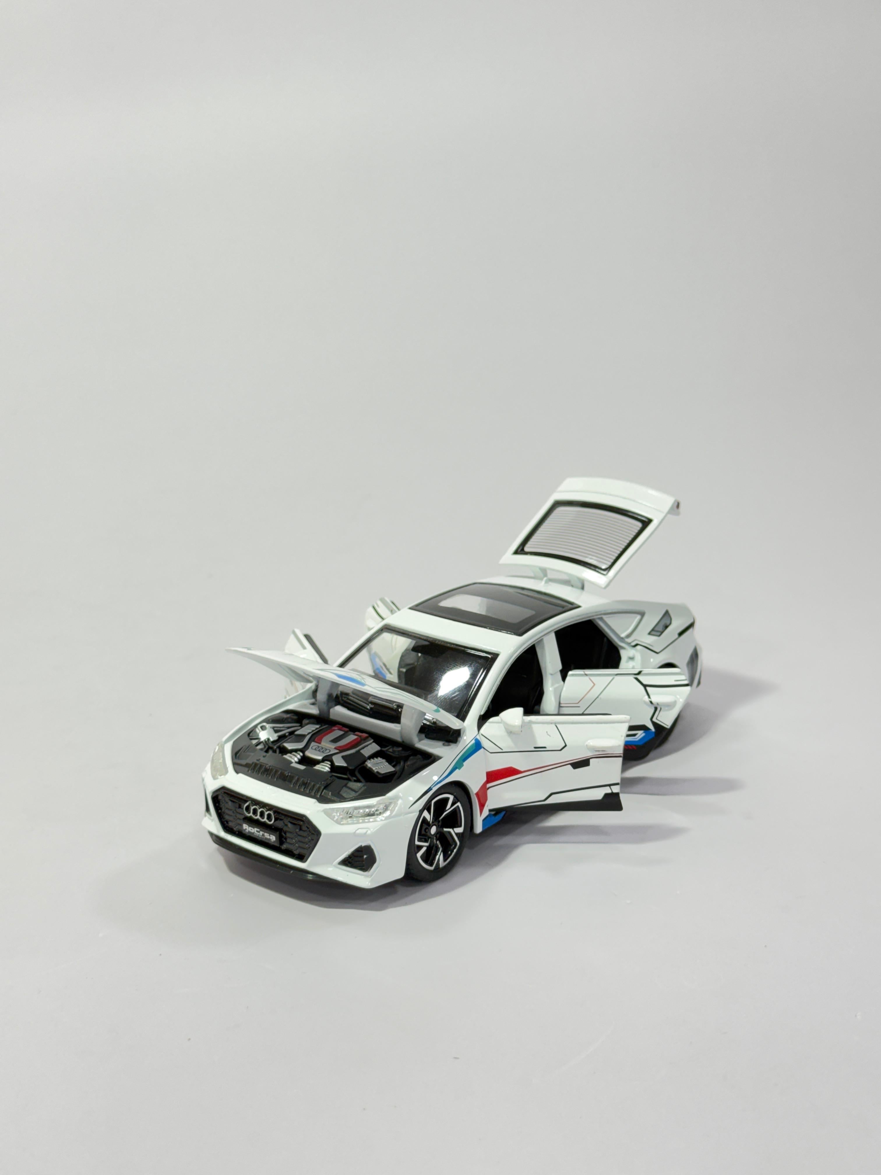 Audi RS e-tron GT Die-Cast (1:32 Scale)