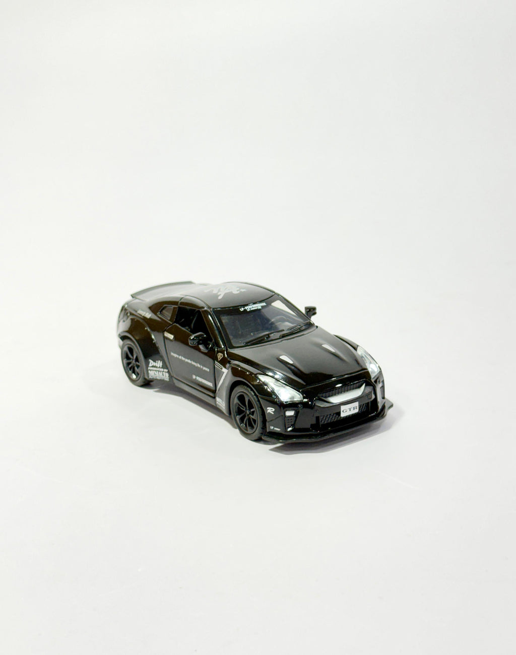 Nissan GT-R R35 Die-Cast (1:32 Scale)