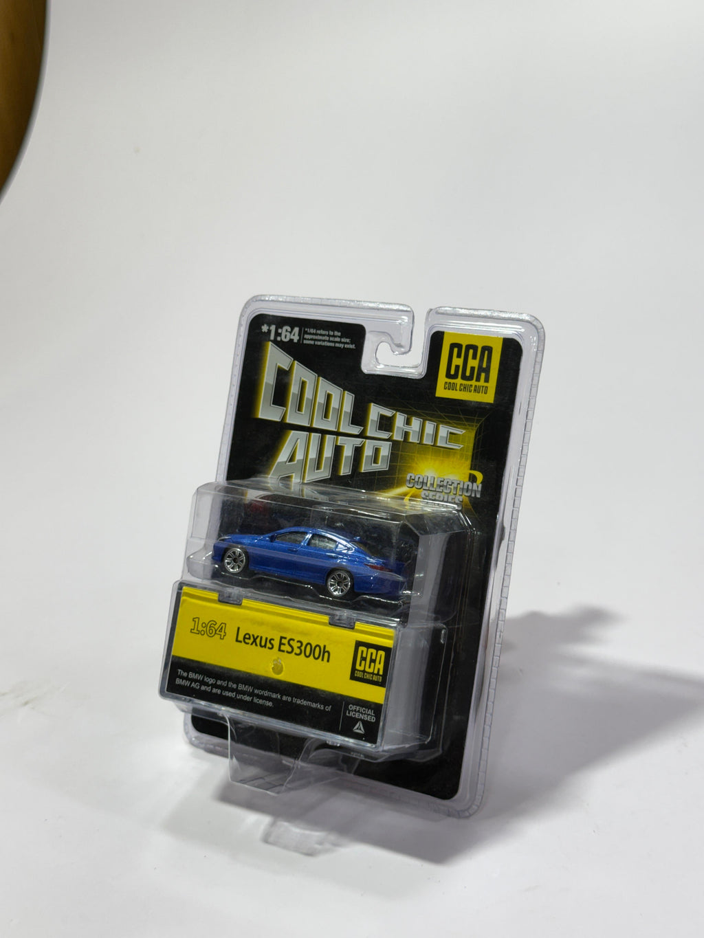 Auto Lexus ES300h Die-Cast  CCA – 1:64 Scale
