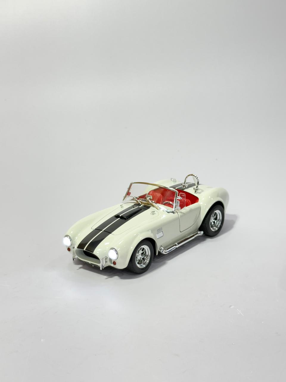 Classic Shelby Cobra 427 Die-Cast (1:32 Scale)