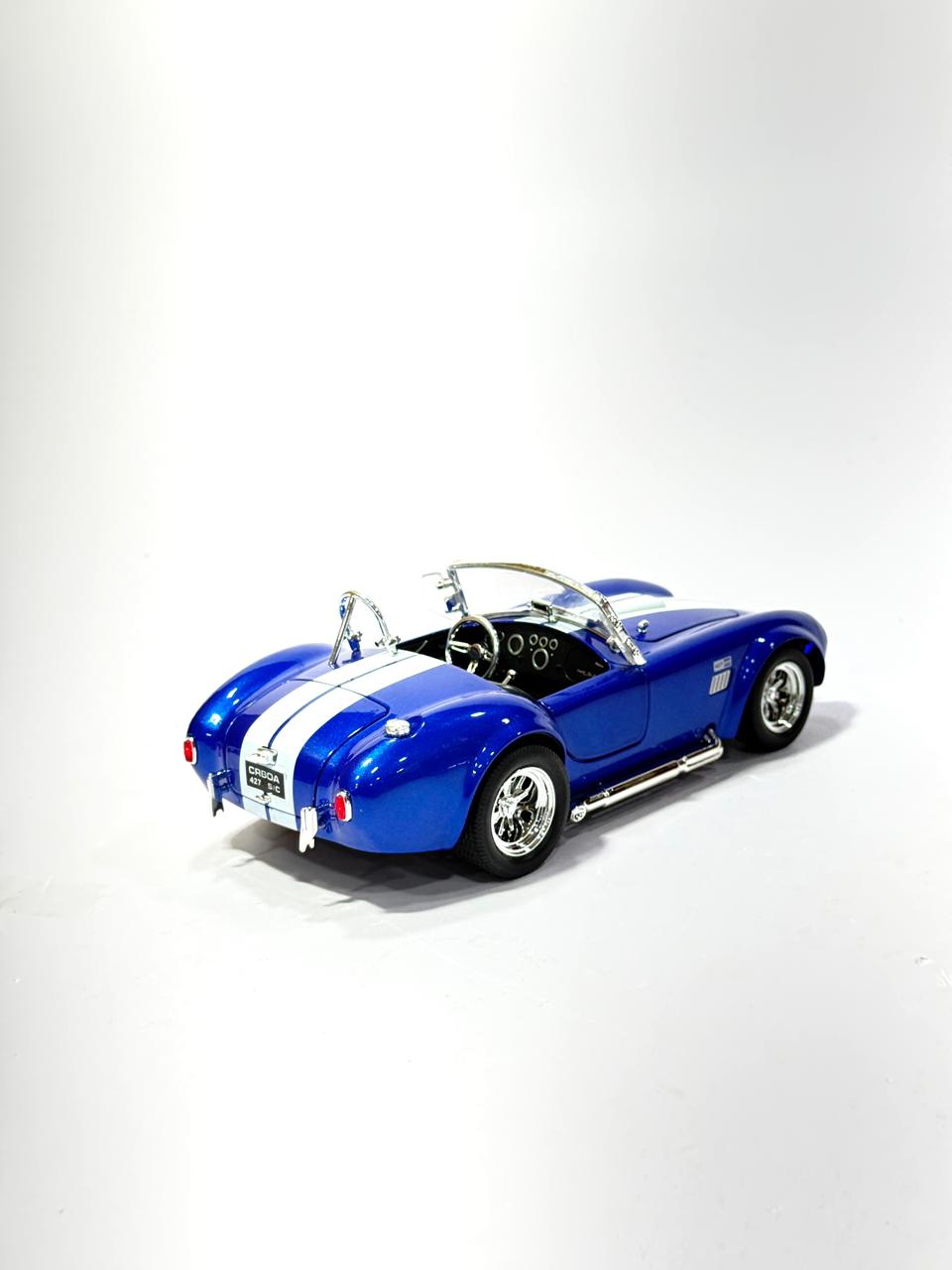 Classic Shelby Cobra 427 Die-Cast (1:32 Scale)