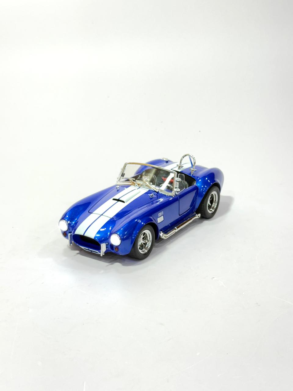 Classic Shelby Cobra 427 Die-Cast (1:32 Scale)