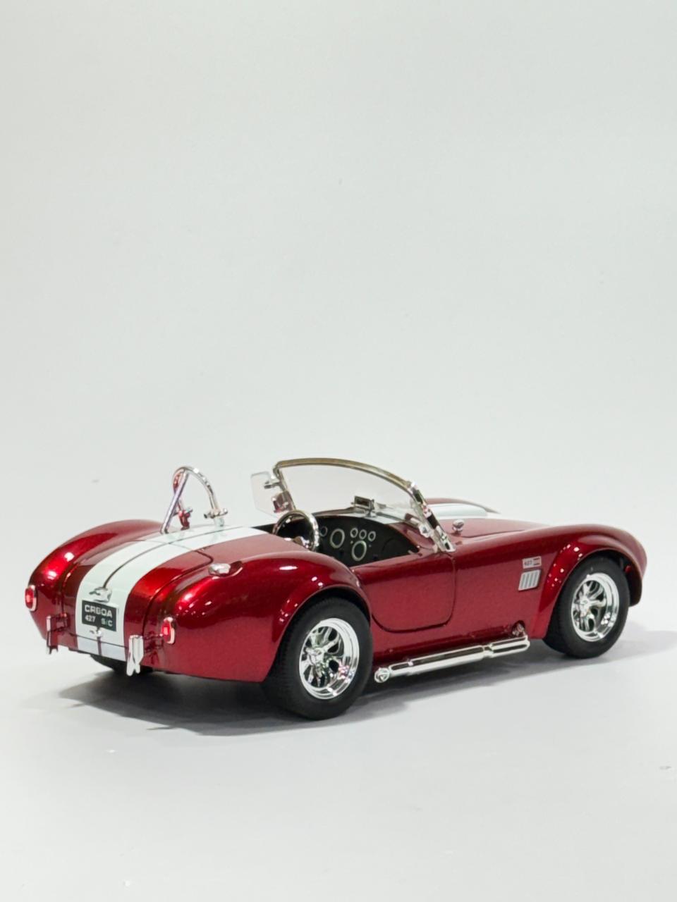 Classic Shelby Cobra 427 Die-Cast (1:32 Scale)