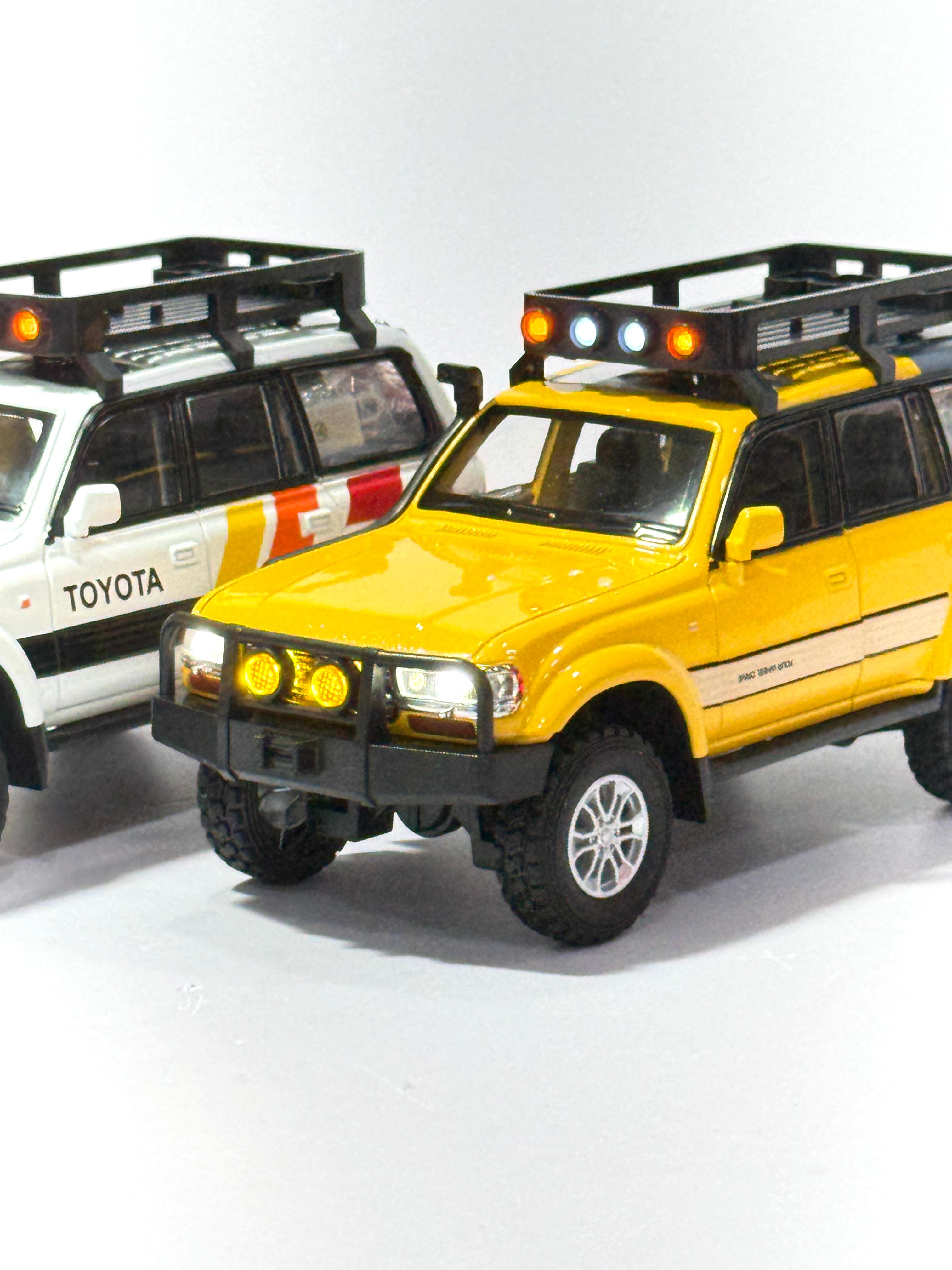 Land Cruiser Off-Road Die-Cast Model Car (Scale 1:32)