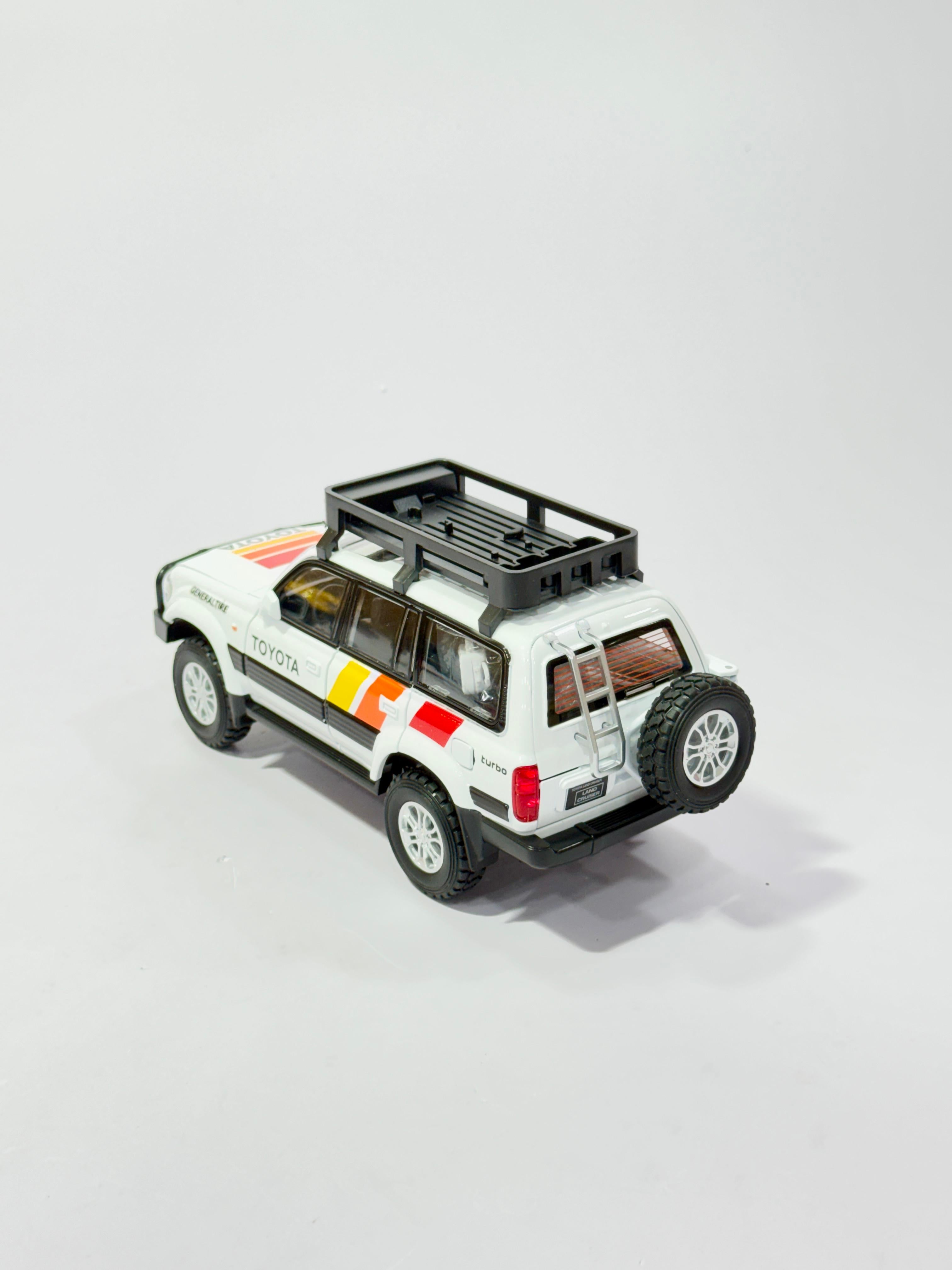 Land Cruiser Off-Road Die-Cast Model Car (Scale 1:32)