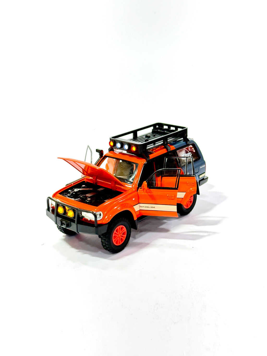Land Cruiser Off-Road Die-Cast Model Car (Scale 1:32)