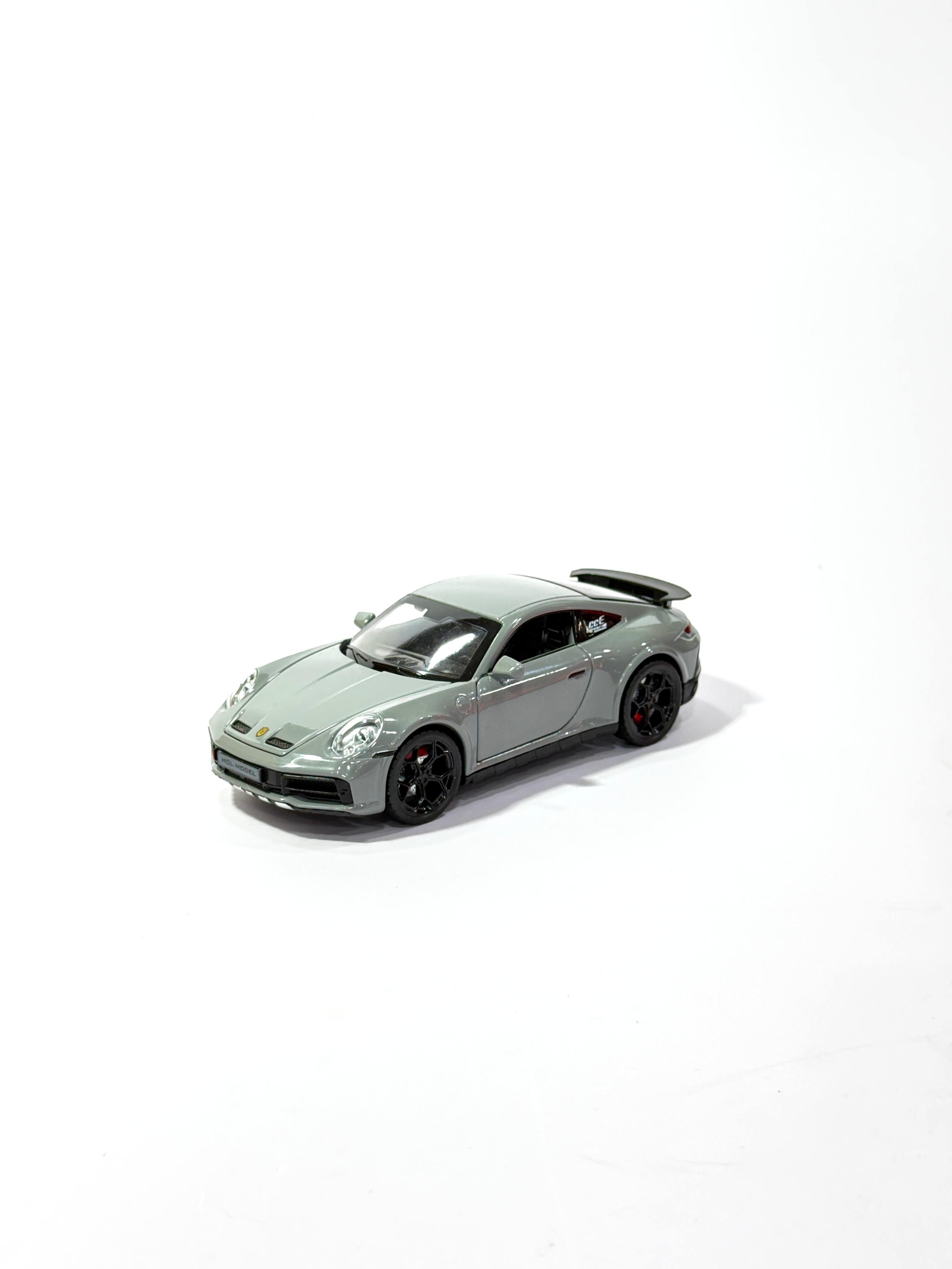 911 Style Sports Car Die-Cast Model (Scale 1:24)