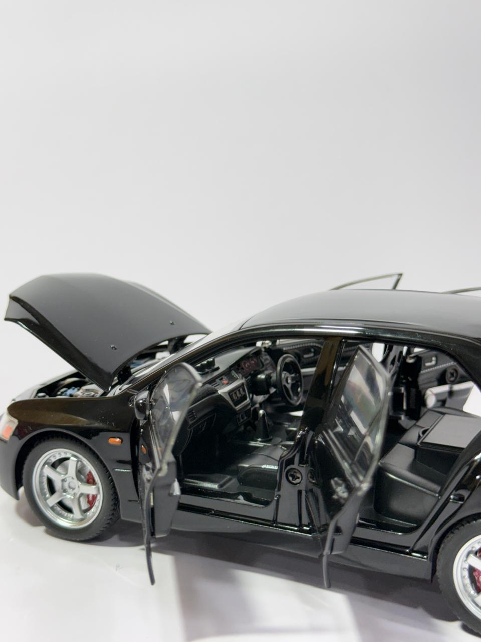 Mitsubishi Lancer Evolution IX Die-Cast Model Car 1:32 Scale