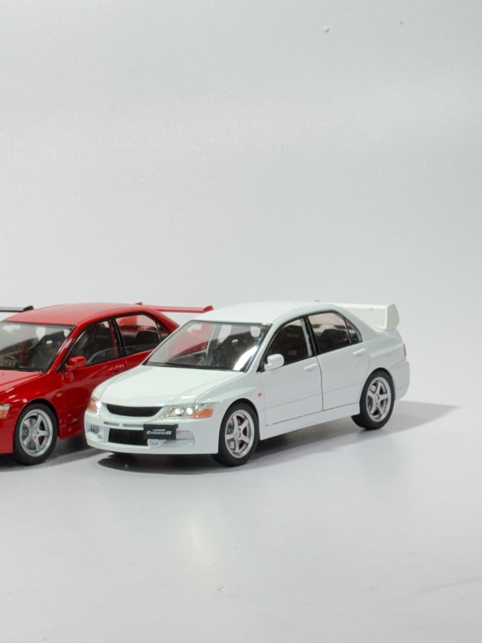 Mitsubishi Lancer Evolution IX Die-Cast Model Car 1:32 Scale