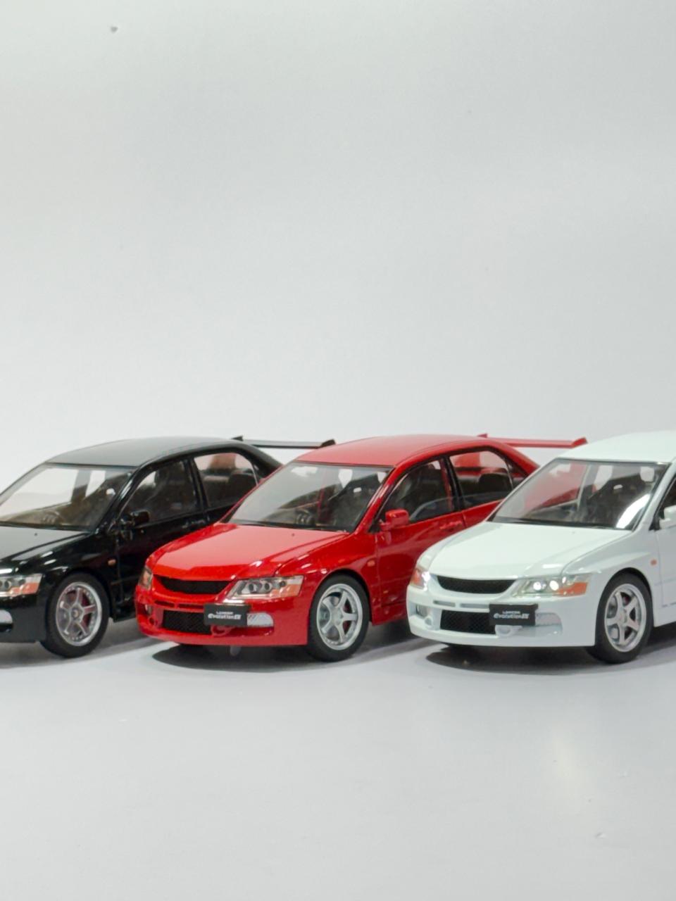 Mitsubishi Lancer Evolution IX Die-Cast Model Car 1:32 Scale