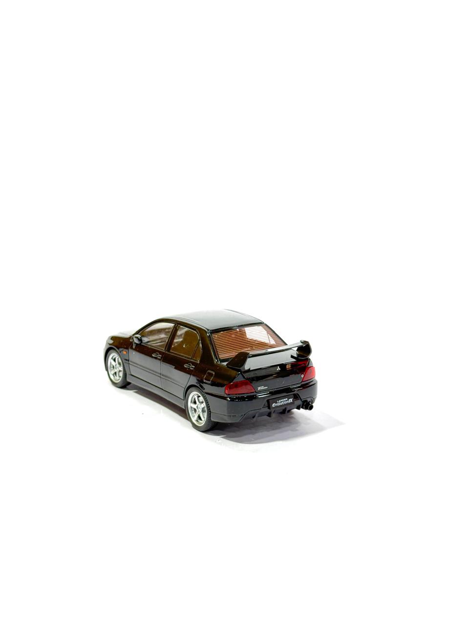 Mitsubishi Lancer Evolution IX Die-Cast Model Car 1:32 Scale