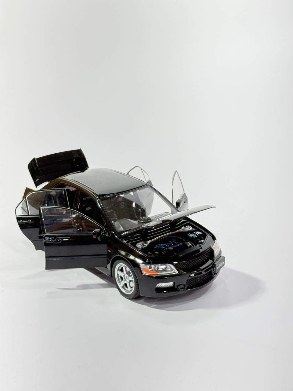 Mitsubishi Lancer Evolution IX Die-Cast Model Car 1:32 Scale