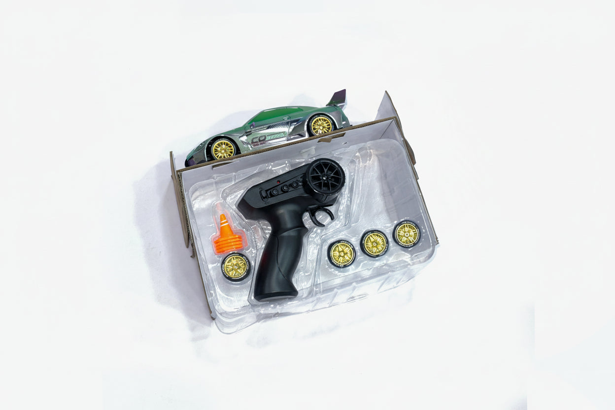RC Racing Drift Car – 1:18 Scale High Speed Remote