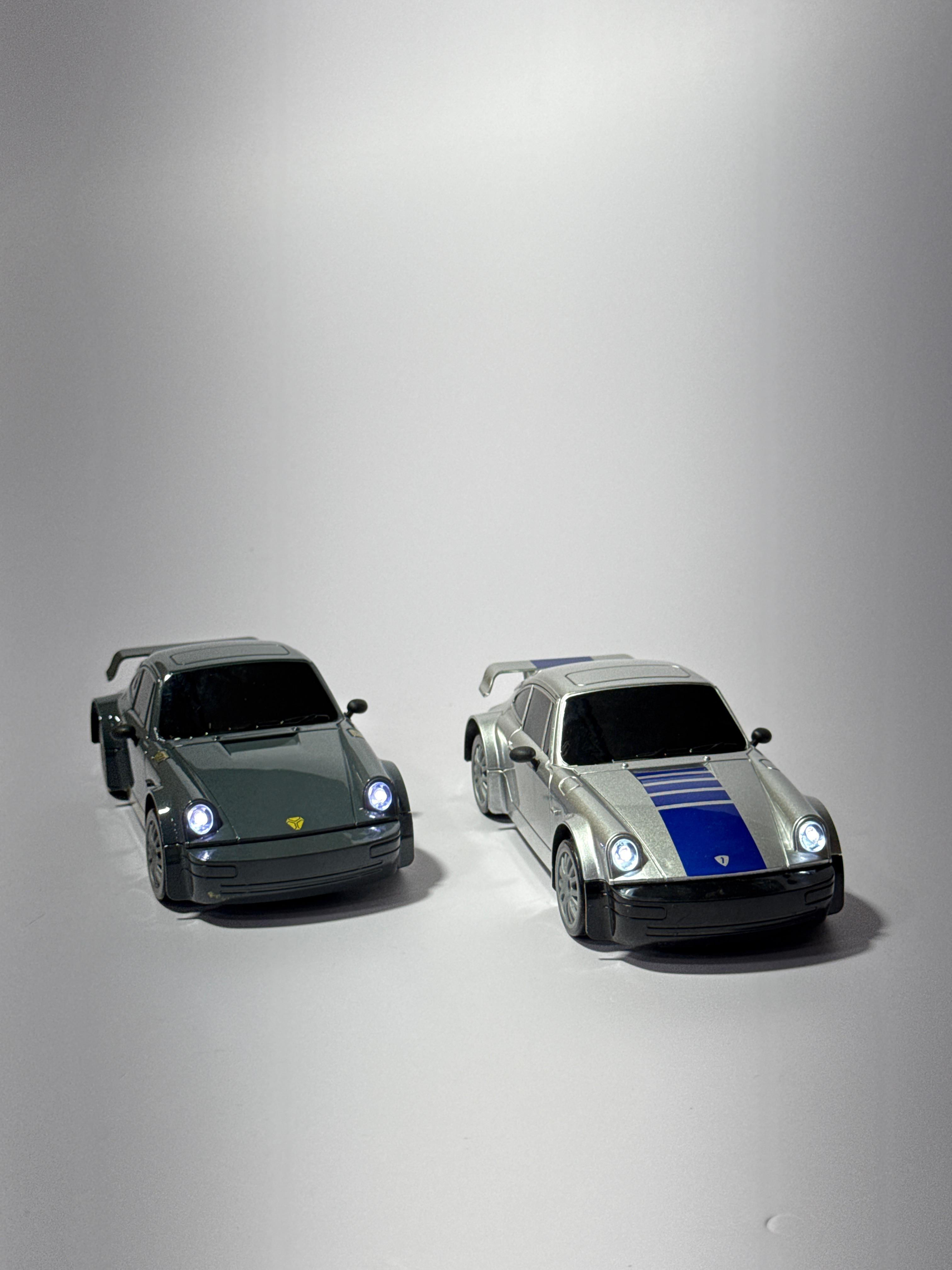 Drifting Porsche 911